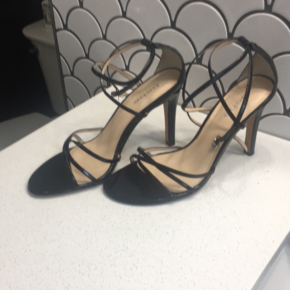 Women’s Black Patented BEBE Strappy Heels Size 10 - Picture 4 of 10